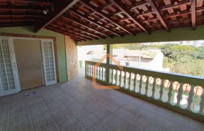 Casa com 3 dormitórios para alugar, 153 m² por r$ 3.500,00 - santa clara - pouso alegre/mg