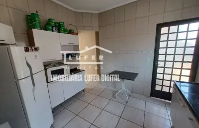 Casa padrão à venda em bairro tranquilo de araraquara!