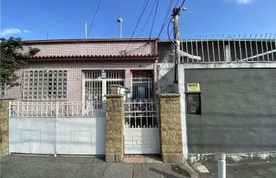 Casa com 2 quartos para alugar na Rua Camaraipe 72, 102, Jacarepaguá, Rio de Janeiro