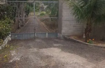 Venha desfrutar melhor chácara 3000m2, terra vermelha, 20m br 104 caruaru, aceito carro