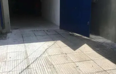 Excelente galpão 420m2, 2 pavimentos, salão amplo, 2 vagas, afogados, ótimo local