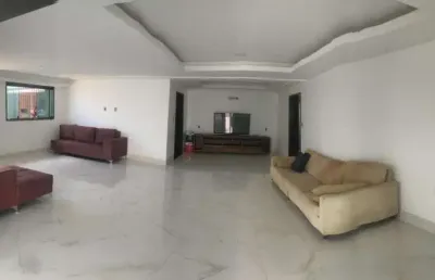 Excelente casa, 03 quartos sendo suíte, 06 vagas no hipodromo, aceito imóvel ou carro