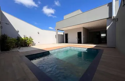 Casa moderna de alto padrao no bairro sao roque em divinopolis mg
