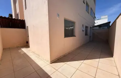 Apartamento de 02 quartos e 01 vaga de garagem na regiao do bairro bom pastor em divinopolis mg