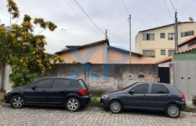 Casa com 3 quartos à venda na Rua João Morato de Faria, Centro, Divinópolis