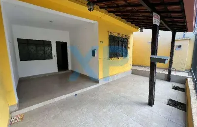 Casa residencial a venda no bairro interlagos em divinópolis-mg
