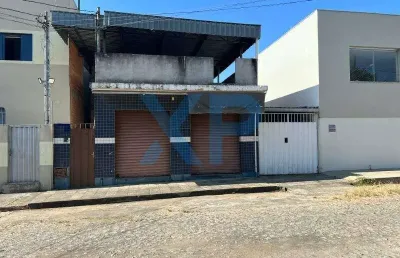 Casa residencial a venda no bairro l.p. pereira em divinópolis-mg