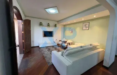 Casa residencial c/ 3 pavimentos a venda no bairro são sebastião em divinópolis-mg