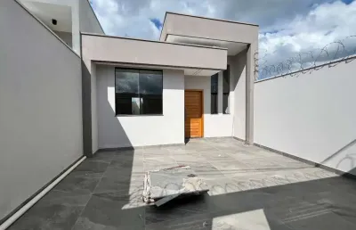 Casa moderna nova na regiao do bairro fabio notini em divinopolis mg