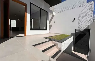 Casa moderna na regiao do saojose em divinopolis mg