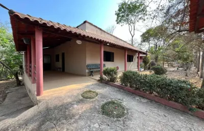 Linda chácara com casa no bairro ferrador em divinopolis.