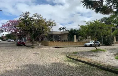 Casa com 4 quartos à venda na rua guaraum, --, vila assunção, porto alegre por r$ 2.200.000