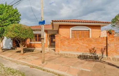 Casa com 3 quartos à venda na rua oiampi, --, guarujá, porto alegre por r$ 490.000