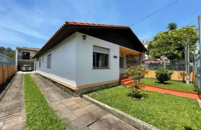 Casa com 4 quartos à venda na rua doutor mário totta, --, tristeza, porto alegre por r$ 850.000
