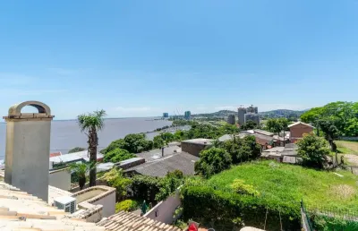 Casa em condomínio fechado com 3 quartos à venda na rua manajó, --, vila assunção, porto alegre por r$ 1.390.000
