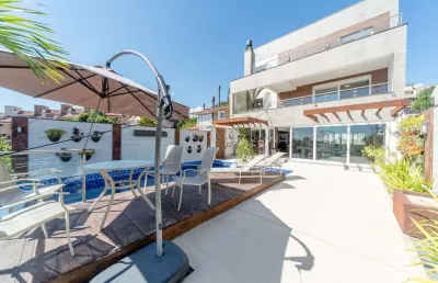 Casa com 4 quartos à venda na rua conselheiro xavier da costa, --, ipanema, porto alegre por r$ 2.750.000