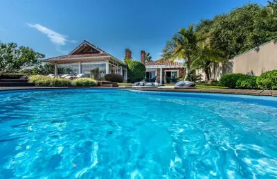 Casa em condomínio fechado com 3 quartos à venda na avenida juca batista, --, belém novo, porto alegre por r$ 3.490.000