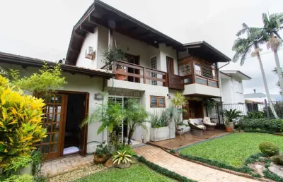 Casa com 3 quartos à venda na rua olécio cavedini, --, espírito santo, porto alegre por r$ 790.000