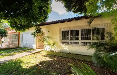 Casa com 2 quartos à venda na rua sargento nicolau dias de farias, --, tristeza, porto alegre por r$ 1.060.000