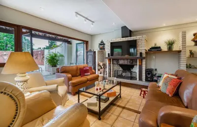 Casa com 3 quartos à venda na rua coronel joão leite filho, --, jardim isabel, porto alegre por r$ 1.272.000