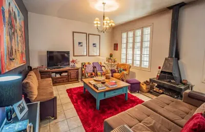Casa com 3 quartos à venda na rua padre joão batista reus, --, vila conceição, porto alegre por r$ 1.249.000