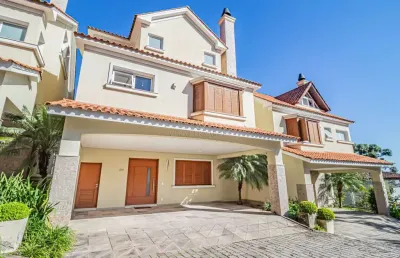 Casa em condomínio fechado com 3 quartos à venda na rua professor ildefonso gomes, --, vila conceição, porto alegre por r$ 2.500.000