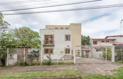 Casa com 5 quartos à venda na rua goitacaz, --, vila assunção, porto alegre por r$ 1.300.000
