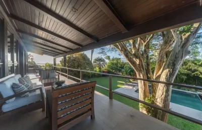 Casa com 4 quartos à venda na rua coroados, --, vila assunção, porto alegre por r$ 4.200.000
