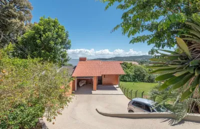Casa com 3 quartos à venda na rua charruas, --, espírito santo, porto alegre por r$ 1.350.000
