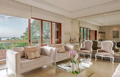 Casa em condomínio fechado com 3 quartos à venda na rua bororó, --, vila assunção, porto alegre por r$ 1.790.000