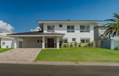 Casa em condomínio fechado com 5 quartos à venda na avenida juca batista, --, belém novo, porto alegre por r$ 2.950.000