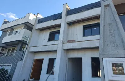 Casa com 2 quartos à venda na rua ivo walter kern, --, hípica, porto alegre por r$ 840.000
