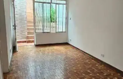 Casa com 3 quartos para alugar na Rua Barnabé Coutinho, Vila Albertina, São Paulo