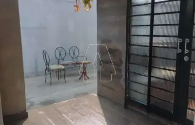 Casa com 3 quartos à venda no Santana, Araçatuba 