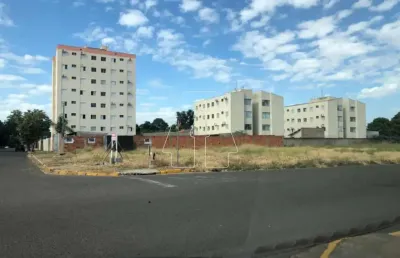 Terreno à venda no Conjunto Habitacional Castelo Branco, Araçatuba 