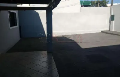 Casa com 3 quartos à venda no Bairro das Bandeiras, Araçatuba 