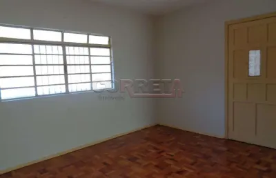 Casa com 3 quartos à venda no São João, Araçatuba 