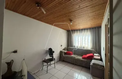 Casa com 3 quartos à venda no Conjunto Habitacional Hilda Mandarino, Araçatuba 