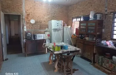Casa com 2 quartos à venda na Vila Mendonça, Araçatuba 