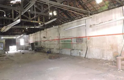 Casa comercial à venda no São João, Araçatuba 