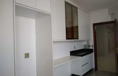 Apartamento no condomínio guarujá residence em araçatuba/sp