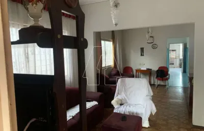 Casa com 4 quartos à venda na Vila Mendonça, Araçatuba 