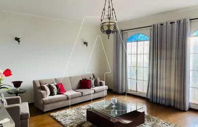 Casa com 3 quartos à venda na Vila Estádio, Araçatuba 