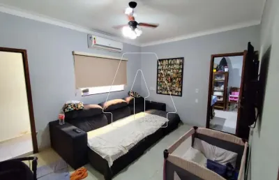 Casa com 3 quartos à venda no Santana, Araçatuba 