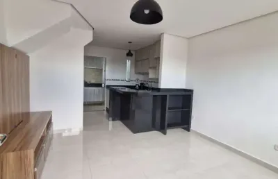 Lindo sobrado em condomínio fechado – 2 dormitórios, 2 suíte, 2 vagas