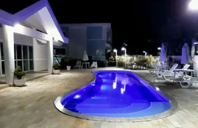 Belíssima casa com 2 suítes em condomínio fechado no mais belo paraíso de florianópolis
