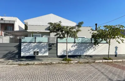 Maravilhosa casa, mobiliada com piscina, no sertão do maruim