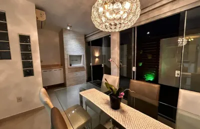 Excelente casa com 2 dormitórios em condomínio fechado