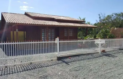 Casa com 2 quartos à venda na Rua 440 Maria Jose De Andrade Vieira, Volta ao mundo, Itapoá