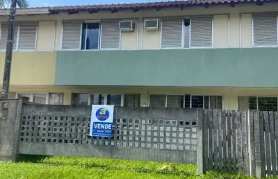 Sobrado , praia morro do cristo, guaratuba pr. sobrado com 3 quartos, 1 suíte, sala de estar/jantar, banheiro social, sacada